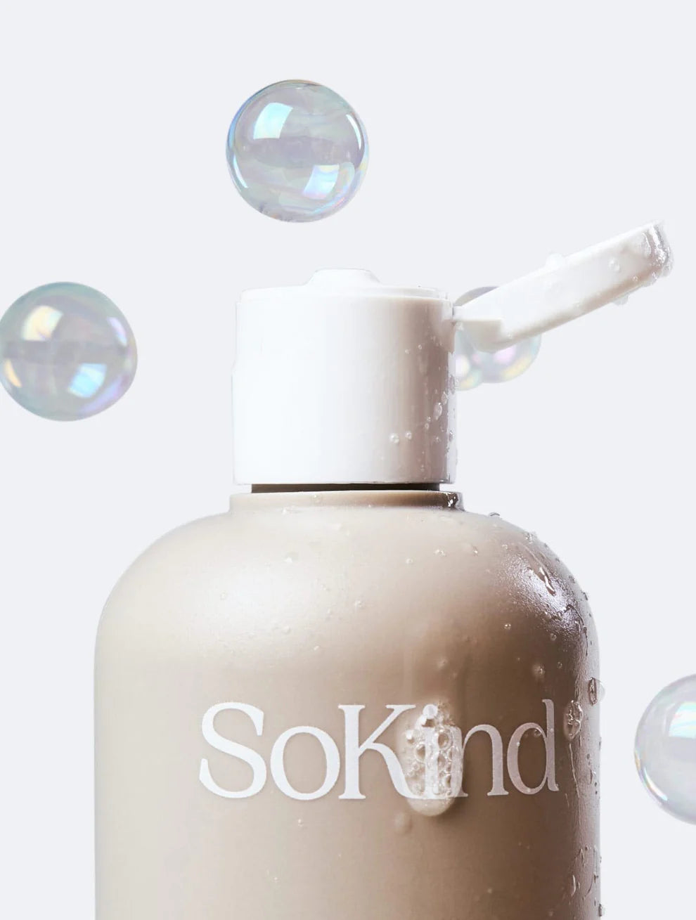 Bubble Time flesje van SoKind met open dop waar bubbels uit komen.